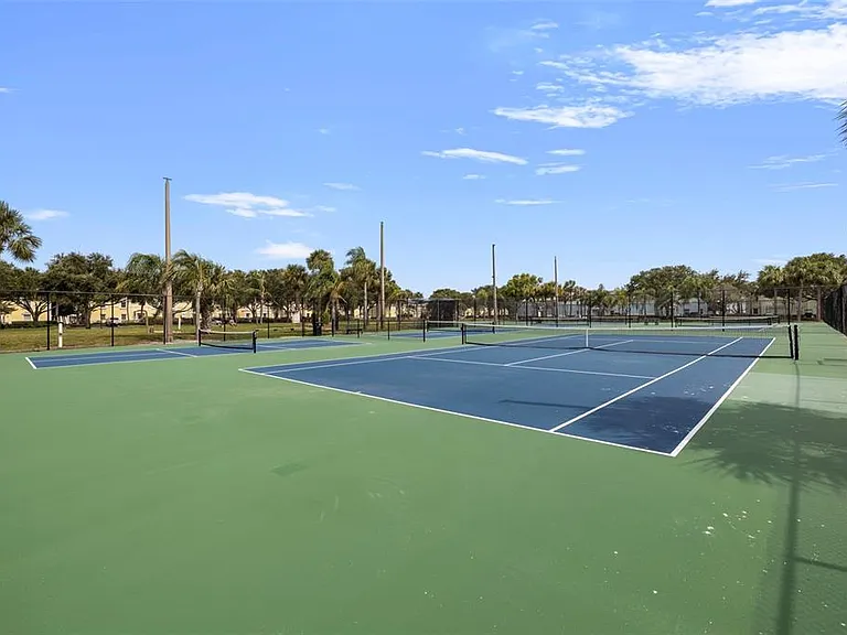5266 Beach Dr SE #B — Photo 18