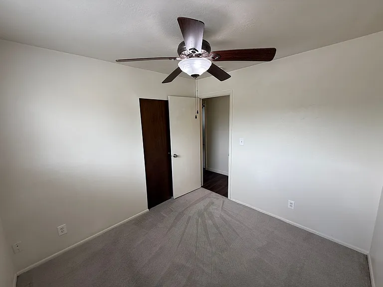 735 W Carter Dr. — Photo 9