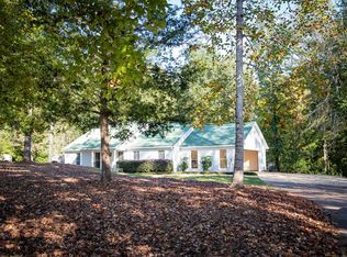 1089 Calhoun Rd, Hamilton, GA 31811