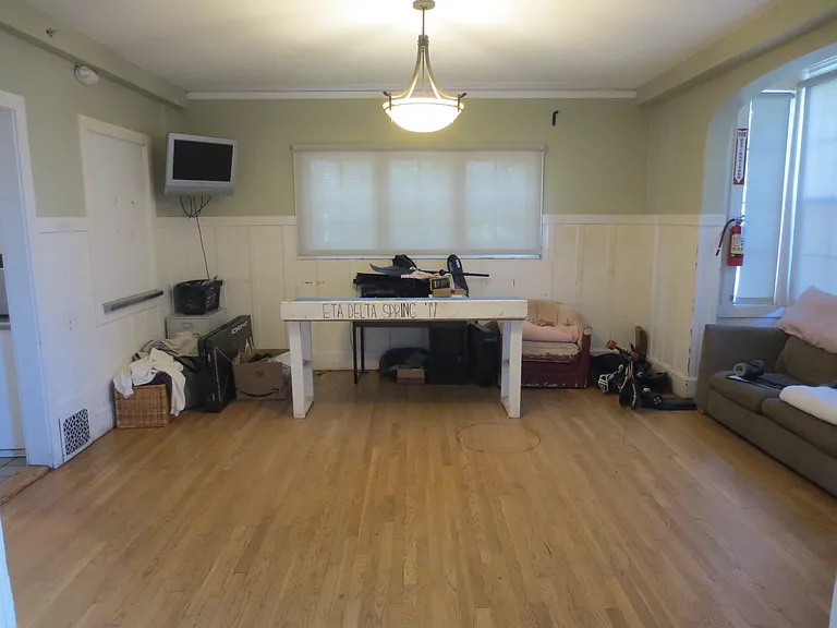 2534 Warring St #1 — Photo 7