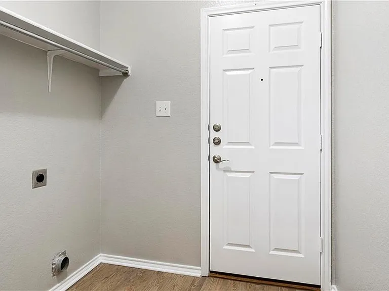 534 Apricot Dr — Photo 29