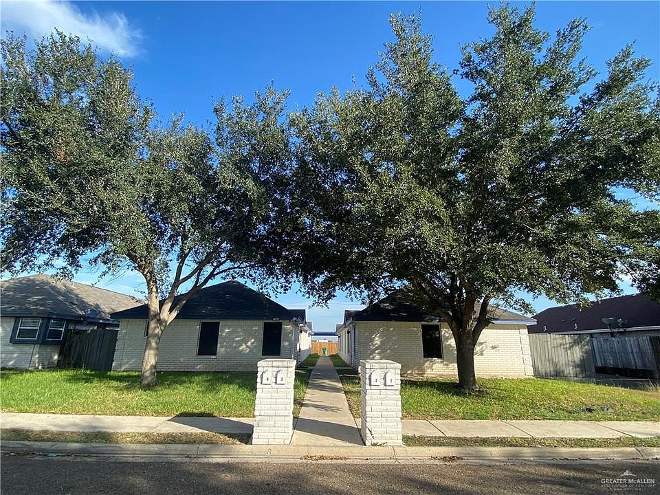 1st image of 2208 N Dahlia St #3