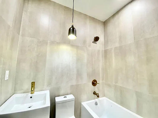 Rented by Doorway NYC, LLC | media 10