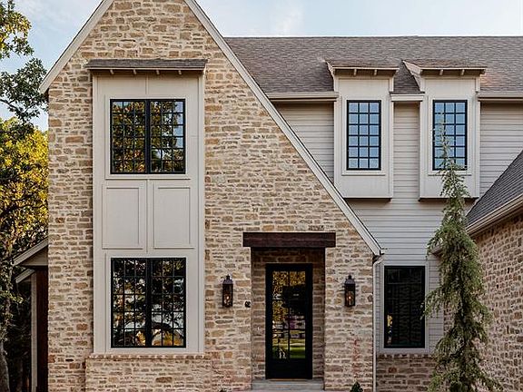 5th image of 9525 Midsomer Ln