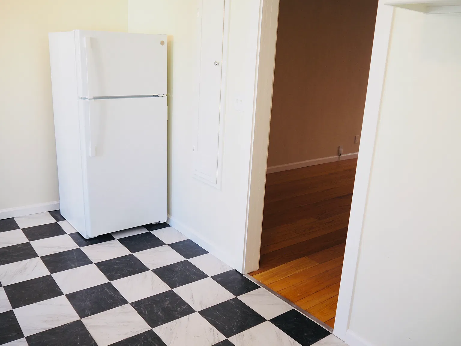 1 bed, 720 sqft, $2,350 — Photo 4