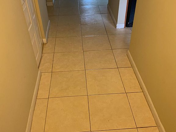 5th image of 7680 NW 18th St APT 103