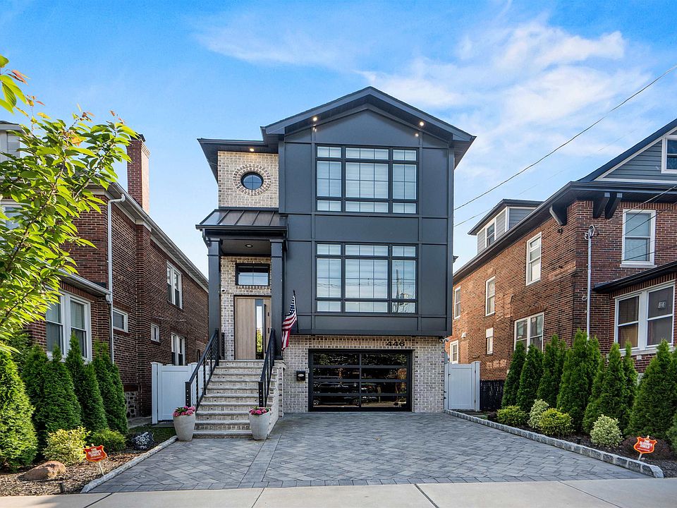 1st image of 446 Greenmount Ave #1