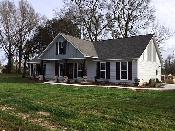 3rd image of 114 Cottage Oaks Dr