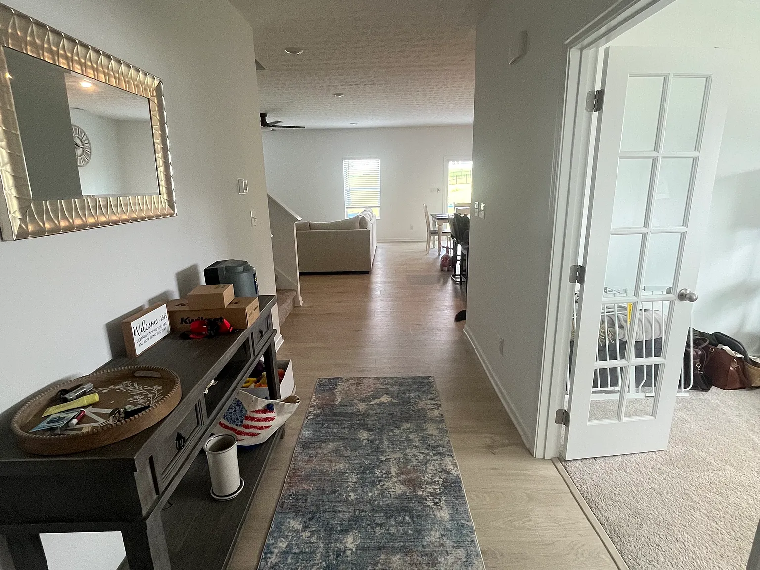 4 bed, 2.5 bath, 2600 sqft, $2,975 — Photo 3