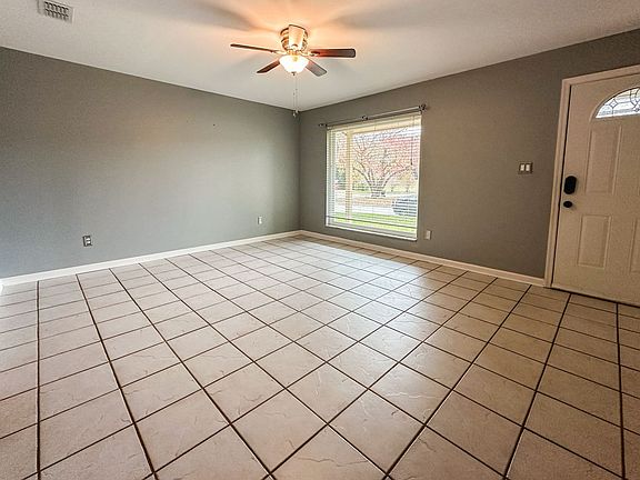 5th image of 2630 Mayfair Rd