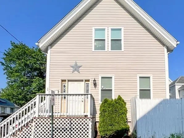 71 Franklin St, Haverhill, MA 01830