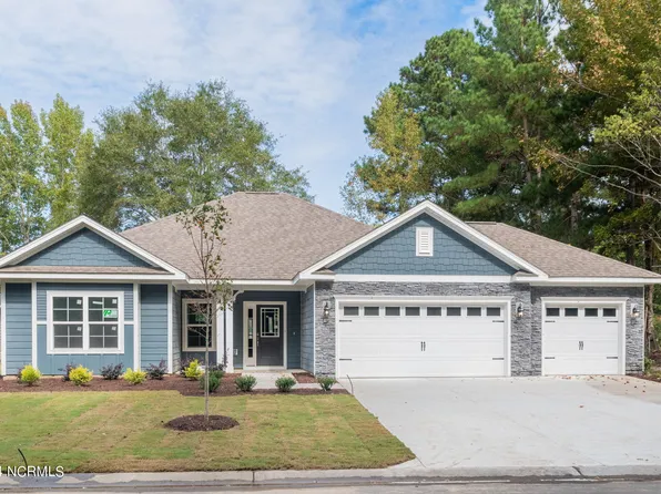 169 Firethorn Circle, Wallace, NC 28466