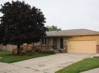 13559 V Cir, Omaha, NE 68137