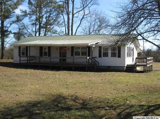 1259 Deer Run Rd NE, Fort Payne, AL 35967