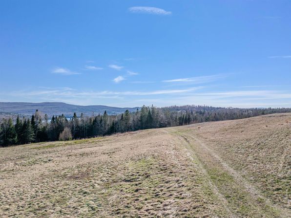 - The Tarns Road UNIT T6, Pittsburg, NH 03592