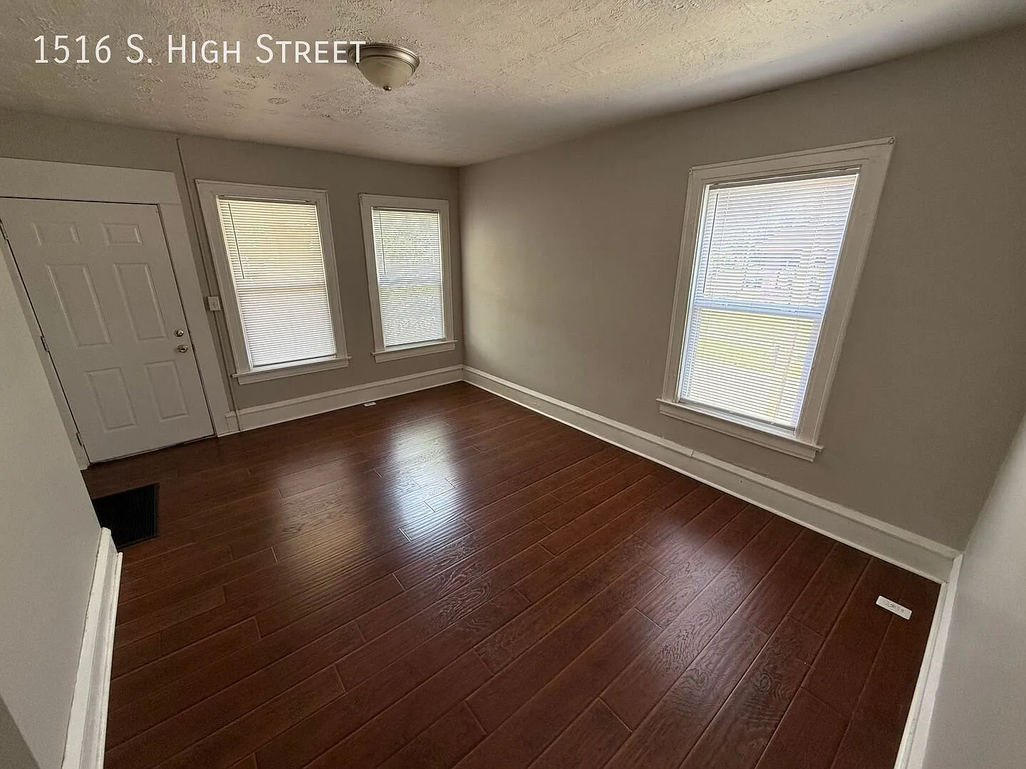 2 Bedroom Townhouse Merion Village — Photo 3