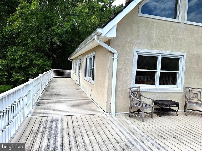 9078 Knoll Run Ln — Photo 44