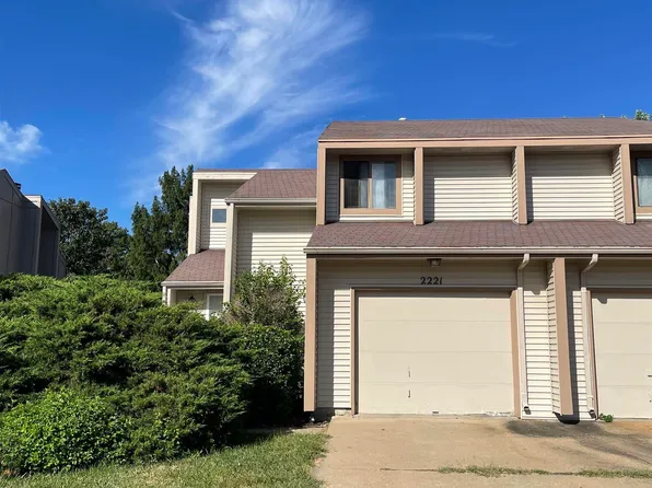 2221 SW Brandywine Ln #2219, Topeka, KS 66614