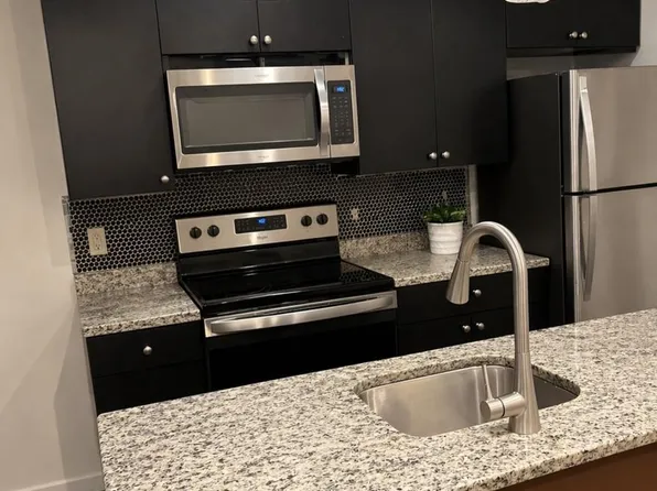 759 19th St NE, Washington, DC 20002