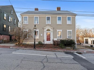 25 Post Rd, Warwick, RI, 02888