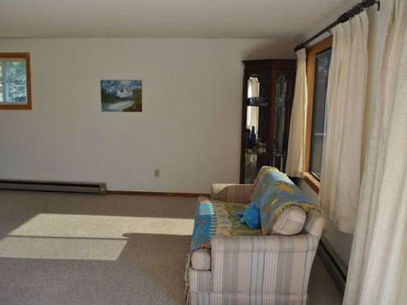 LIVING RM 2ND VIEW