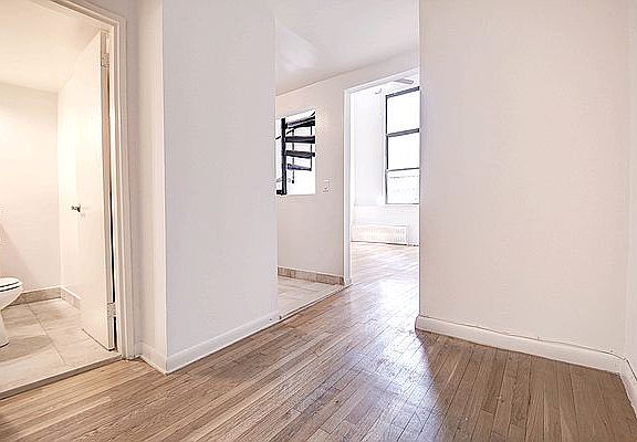 2nd image of 131 E 83rd St APT 6c