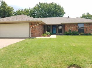 709 Deer Run, Enid, OK 73703