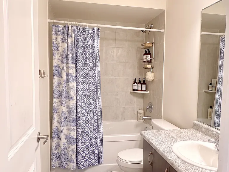 41 Crumlin Cres — Photo 27