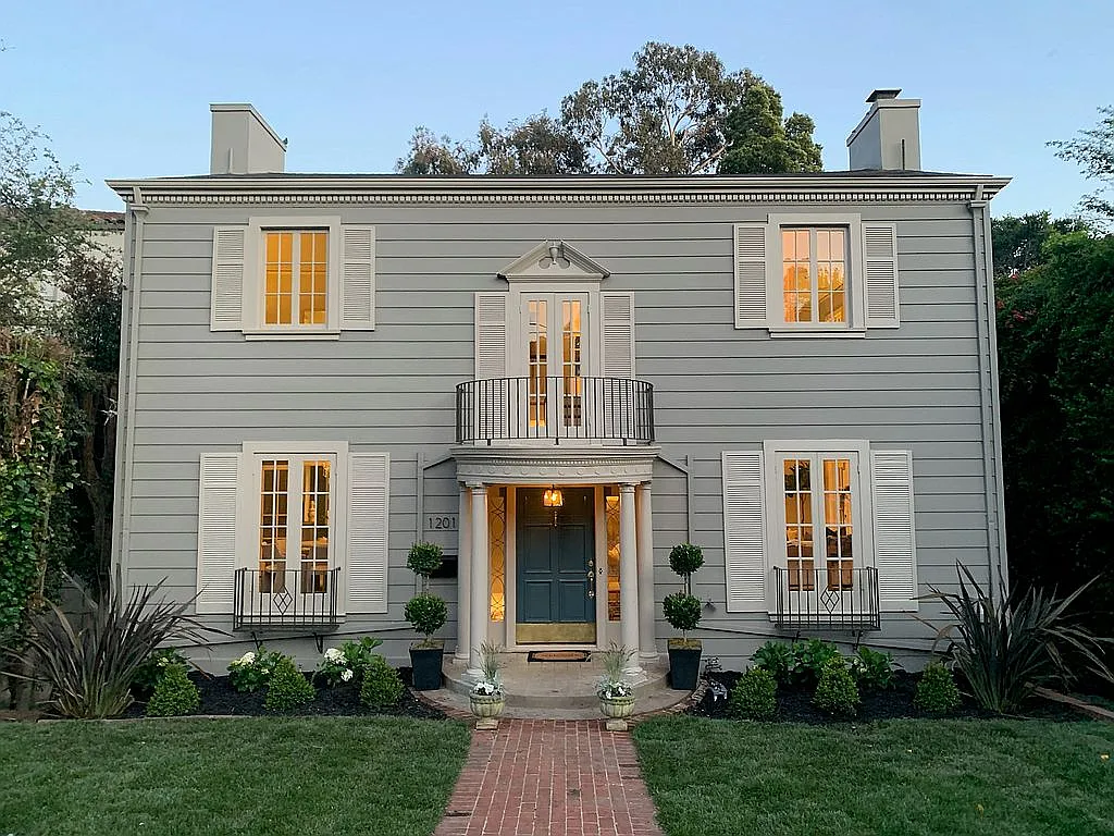 1201 Sunnyhills Rd photo 1