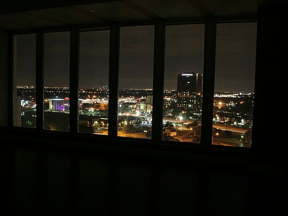 4th image of 5900 Mosteller Dr Unit 112