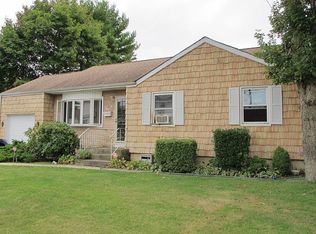 314 Hancock St, Brentwood, NY 11717