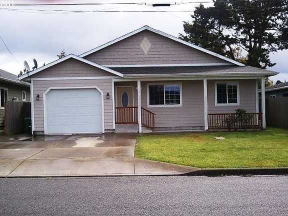 2nd image of 1023 Sanford Ave