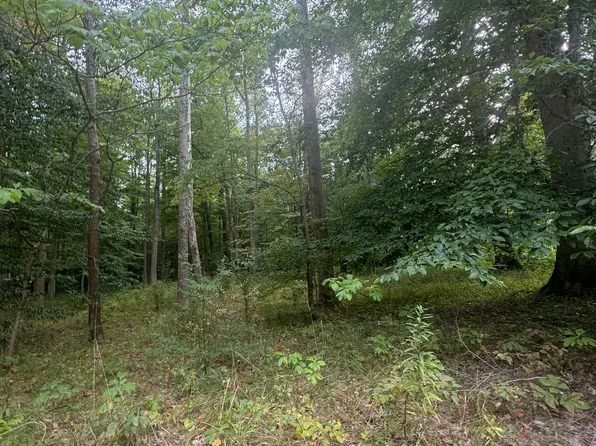 1103 E Cocopa Trl, Greensburg, IN 47240