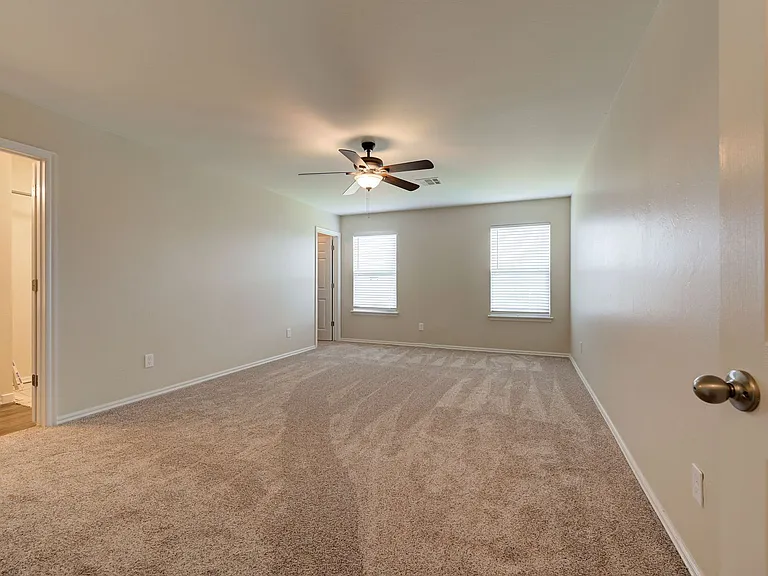 11705 NW 133rd St — Photo 17