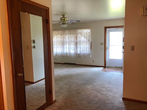 5th image of 1521 Viking Ln