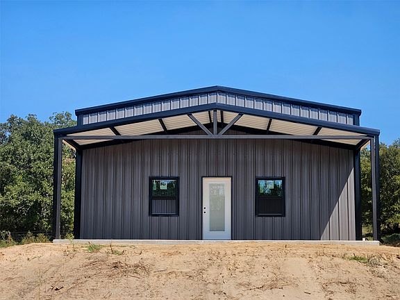 4th image of 2913 County Line Rd