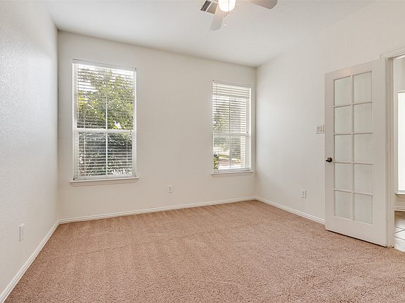 4th image of 10256 Franklin Dr