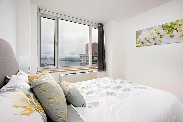 Rented by Keller Williams NYC | media 41