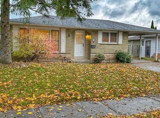 93 Hill Dr, Aurora, ON L4G3A9