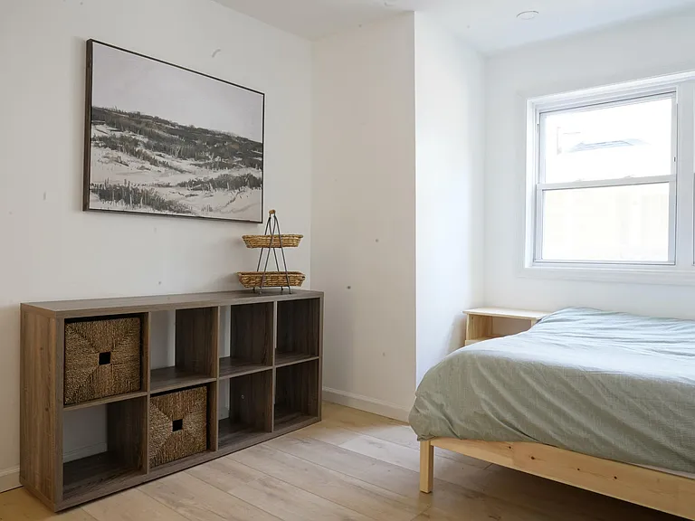 400 McCabe Ave #1 — Photo 10