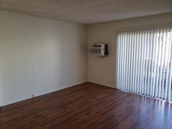 3rd image of 506 E Palm Ave #D