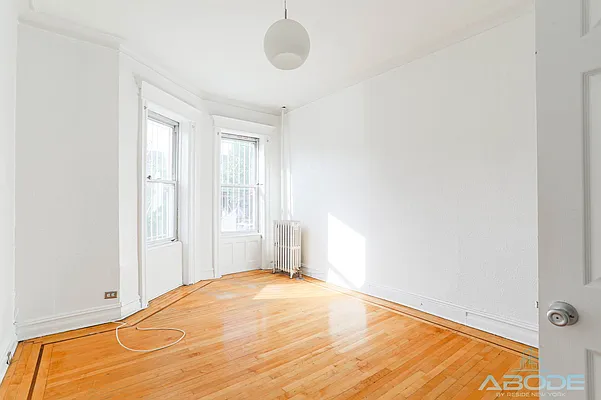 Rented by Reside New York | media 1