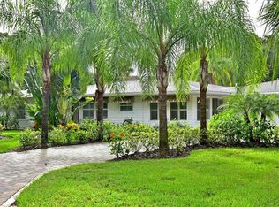 1766 Shoreland Dr, Sarasota, FL 34239