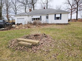 3176 Arrow Rd NW, Carrollton, OH 44615