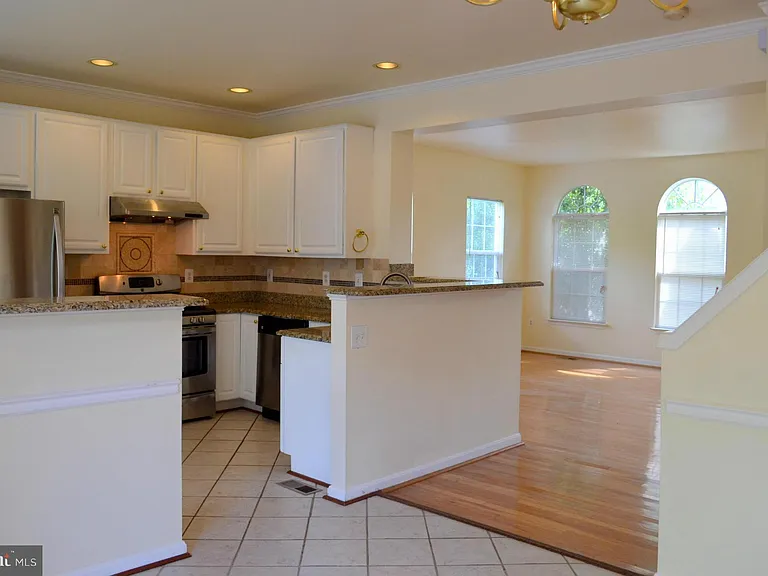 6863 Drifton Ct — Photo 19