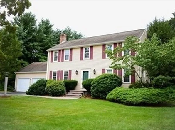 1 Foley Dr, Southborough, MA 01772