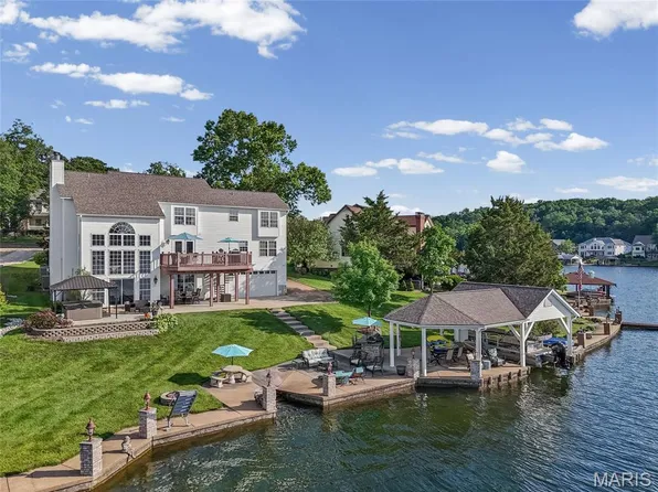 9609 E Vista Dr, Hillsboro, MO 63050