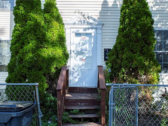 2nd image of 281 Swan St #A