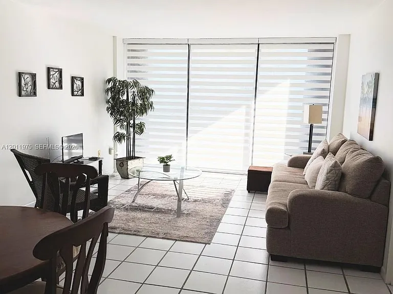 2501 Brickell Ave #804 — Photo 4