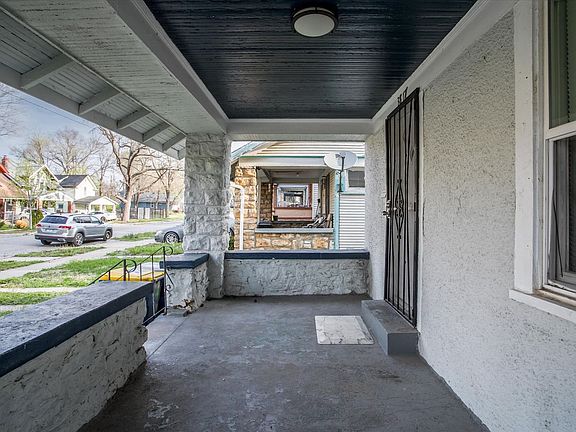 2nd image of 3817 S Benton Ave